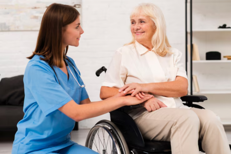 A importância do acompanhante de idosos em hospital para o cuidado e conforto A importância do acompanhante de idosos em hospital para o cuidado e conforto