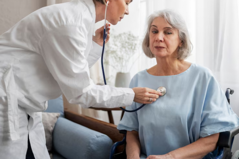 Cuidador de Idosos em Hospital: Como Escolher o Profissional Ideal para Cuidar de Seus Entes Queridos Cuidador de Idosos em Hospital: Como Escolher o Profissional Ideal para Cuidar de Seus Entes Queridos